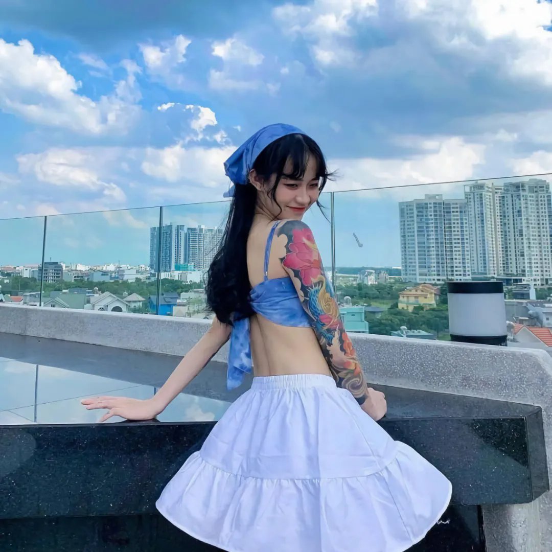烽火丽人 在线观看封面